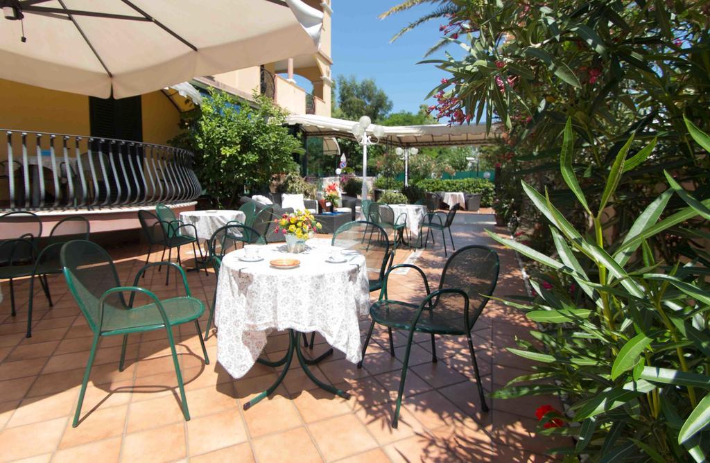 Hotel Costazzurra Grottammare Esterno foto