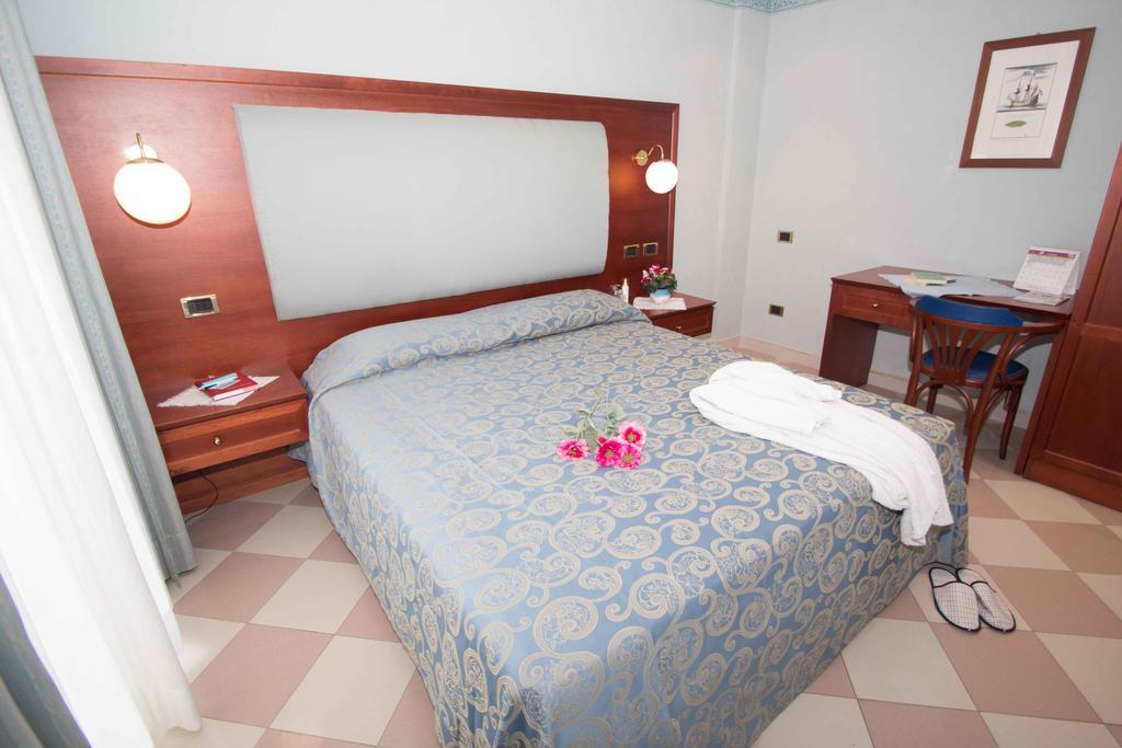 Hotel Costazzurra Grottammare Esterno foto