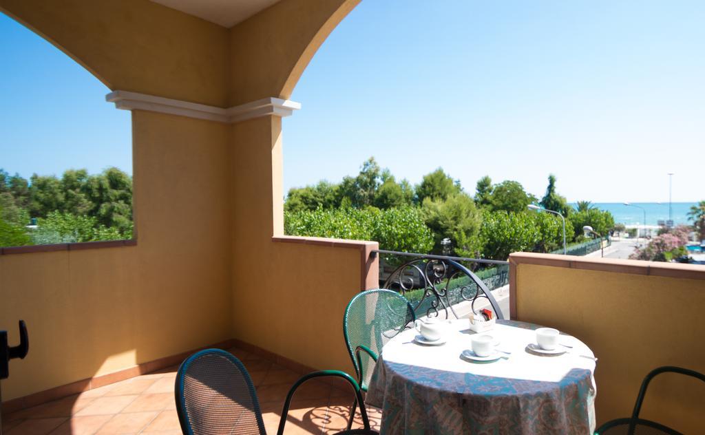Hotel Costazzurra Grottammare Esterno foto