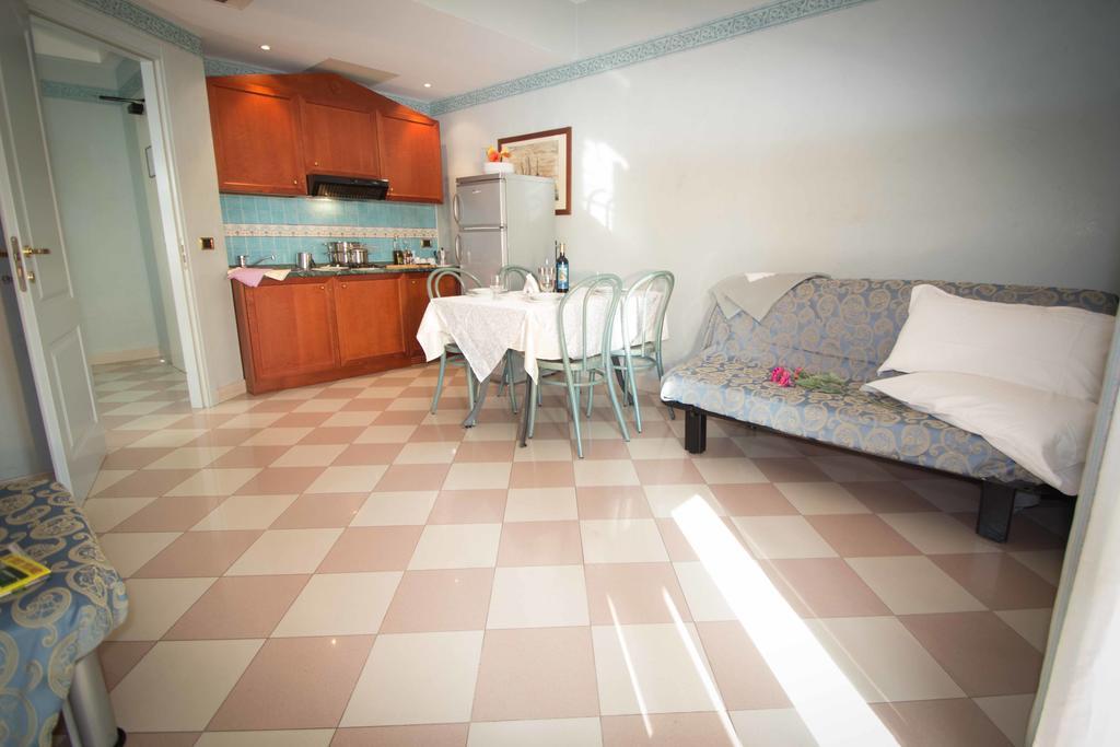 Hotel Costazzurra Grottammare Camera foto