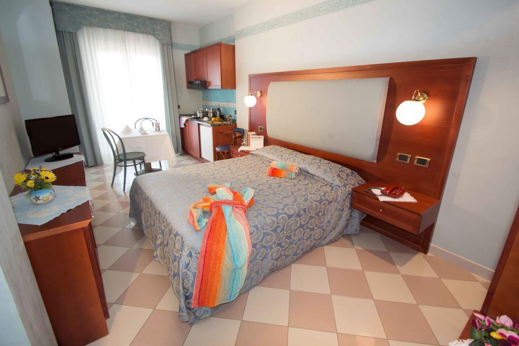 Hotel Costazzurra Grottammare Camera foto